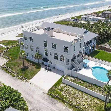 Luxury 6-Bedroom Oceanfront Home With Private Pool